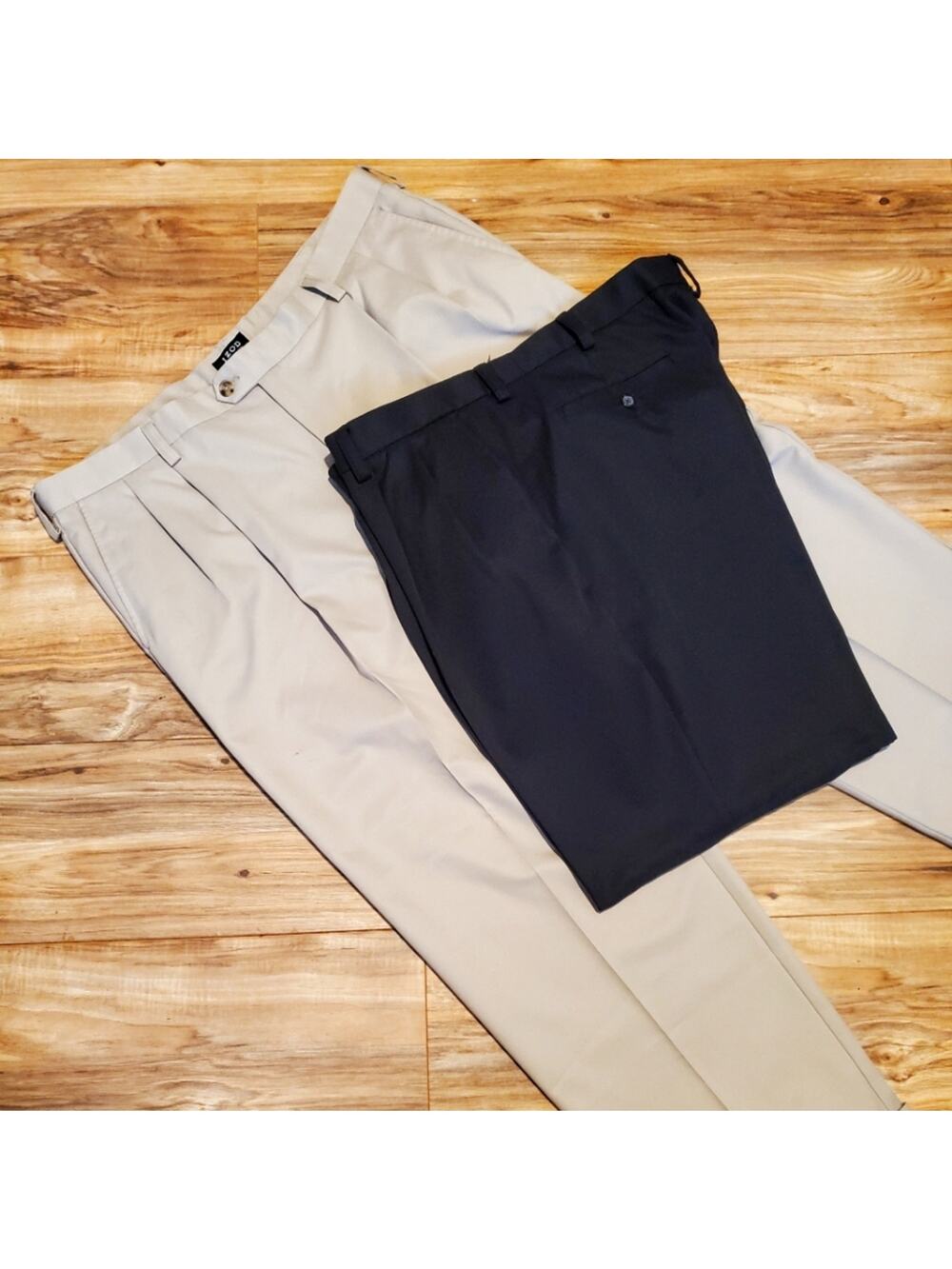 MEN'S IZOD golf dress pants Khaki and Navy Lightweight Both size 40x30